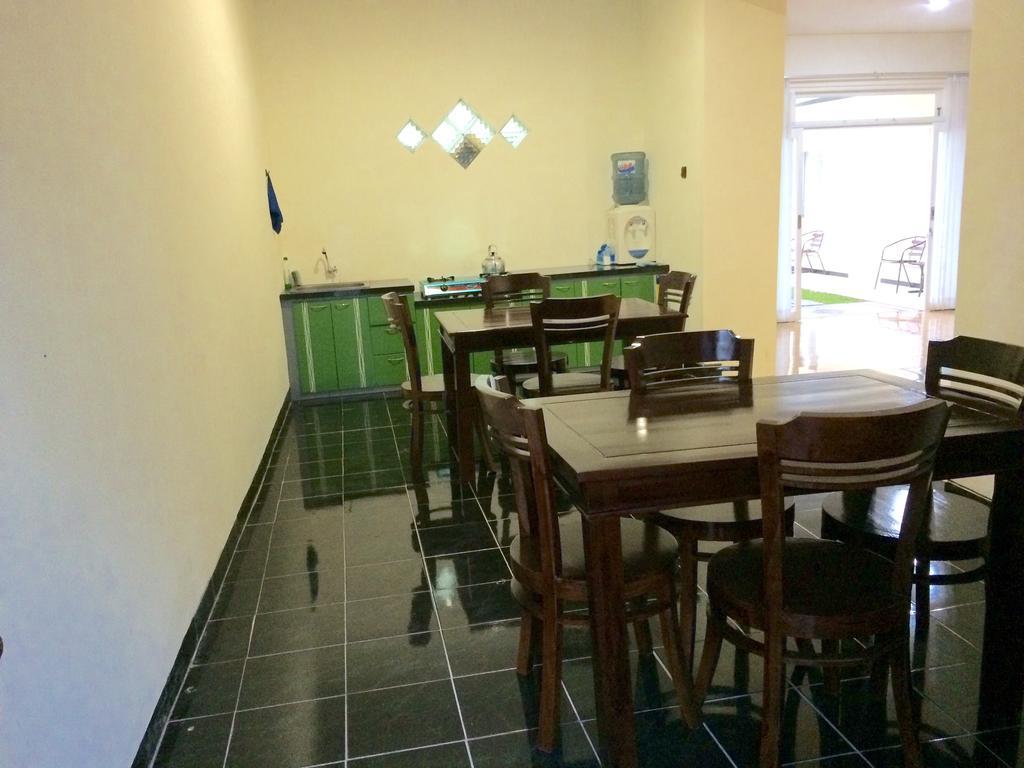 Shakila Guest House Μαλάνγκ Εξωτερικό φωτογραφία
